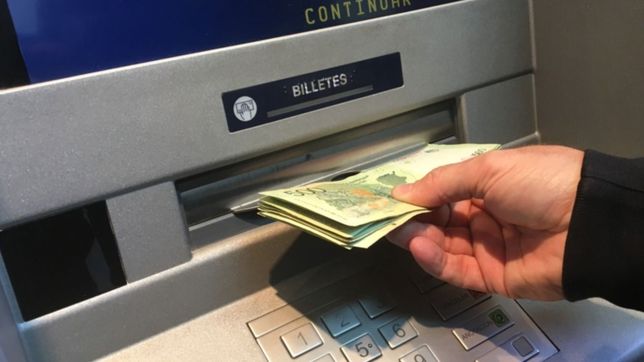 arranca el pago del complemento mensual familiar de anses: ¿cuanto es y quienes lo cobran?