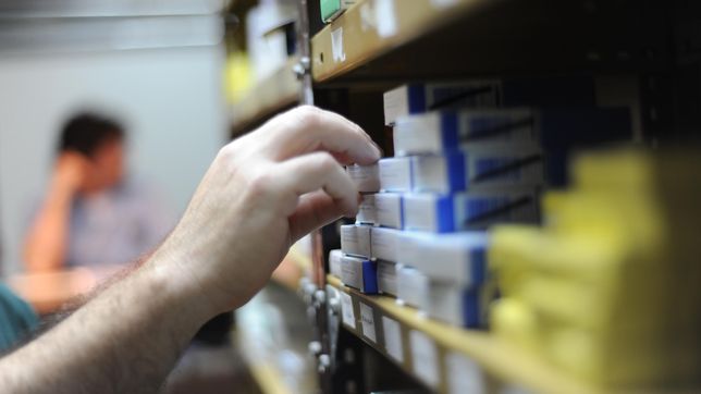 la anmat dio de baja la habilitacion de mas de 50 droguerias por falta de documentacion