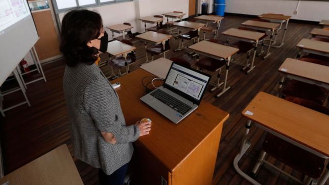 anunciaron creditos al 12% anual para que docentes universitarios puedan comprar una pc