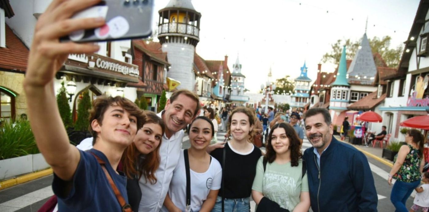 1682812302859.jpg?x=7&y=31&width=1475&height=737&rotate=0&scaleX=1&scaleY=1&ow=1500&oh=999&&cw=1920&ch=950