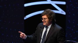 los nombres vinculados a la plata que suenan para sumarse al gabinete de milei los nombres vinculados a la plata que suenan para sumarse al gabinete de milei