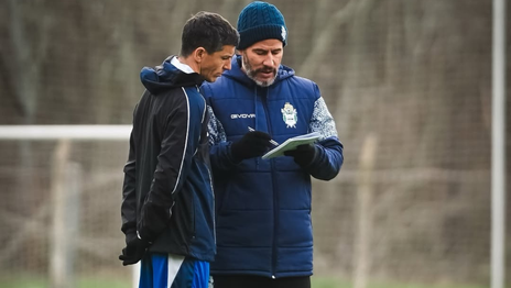 Gimnasia sigue trabajando en Estancia Chica con el equipo para el clásico platense