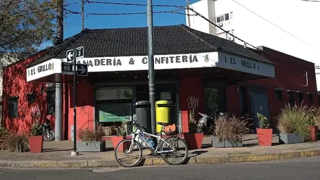 Dramático robo en una panadería de La Plata: Le gatillaron tres veces a la empleada Dramático robo en una panadería de La Plata: Le gatillaron tres veces a la empleada