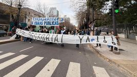 trabajadores de infraestructura cortaron calle 7 y denunciaron persecucion de katopodis trabajadores de infraestructura cortaron calle 7 y denunciaron persecucion de katopodis