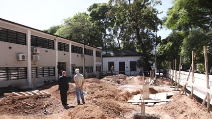 Así avanzan las obras de un nuevo edificio que tendrá una facultad de la UNLP