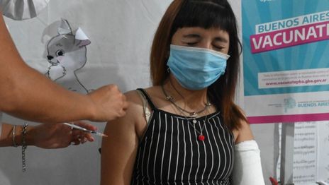 COVID-19: la OMS recomienda no dar más vacunas de refuerzo a la población general