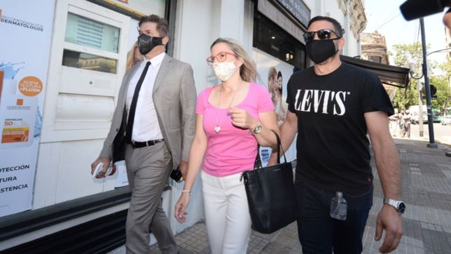 fernando burlando deja la defensa del esposo de carolina piparo