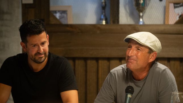 cachito vigil fue anunciado como director estrategico de hockey del club universitario