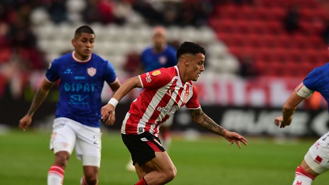 la liga profesional considero a tiago palacios como uno de los mejores jugadores del mes