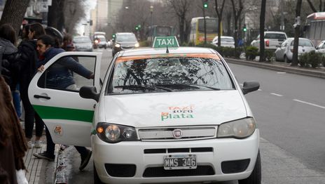 Aprobaron el aumento de la tarifa de los taxis y trepa hasta un 73% en dos tramos