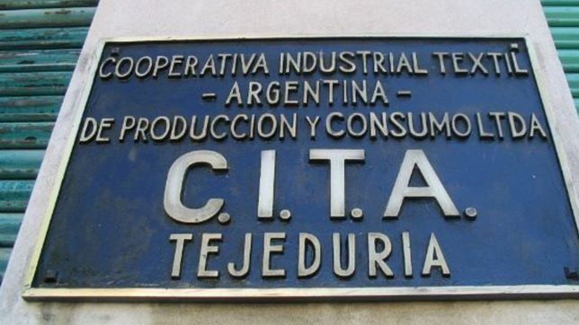 se viene fibra, la festi feria de diferentes colectivos culturales en la ex fabrica cita