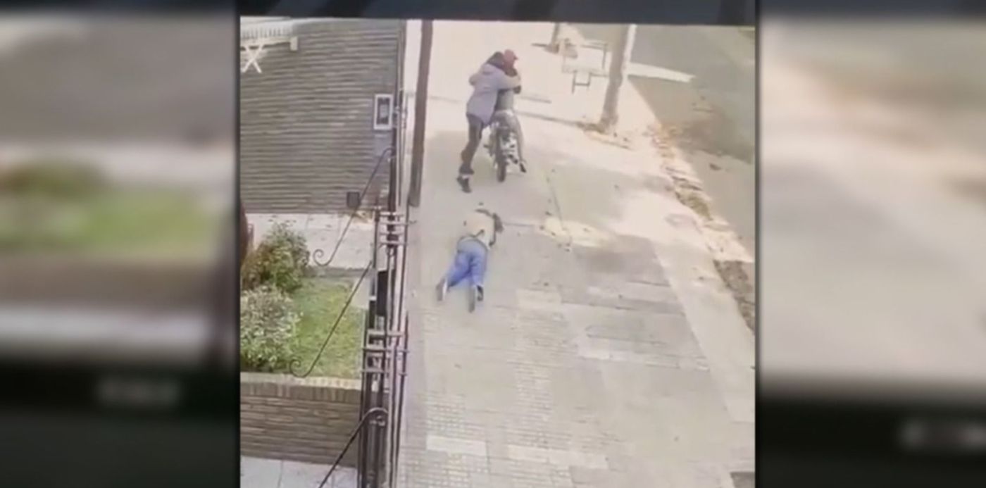 ataque de motochorros - LA Loma