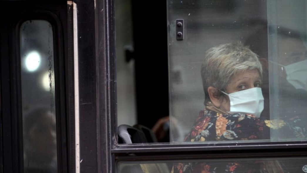 ¿Cuáles son las nuevas actividades habilitadas para usar el transporte público?