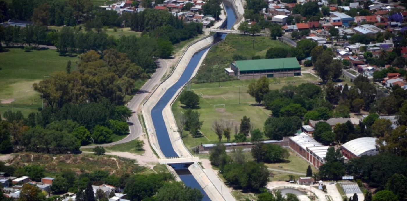 1525991505494.jpg?x=8&width=1485&height=742&rotate=0&scaleX=1&ow=1500&y=79&scaleY=1&oh=993&&cw=1920&ch=950