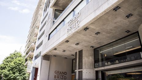 Tras el fallo por el Hotel Grand Brizo, médicos bonaerenses insisten con sus dudas y reclaman transparencia Tras el fallo por el Hotel Grand Brizo, médicos bonaerenses insisten con sus dudas y reclaman transparencia