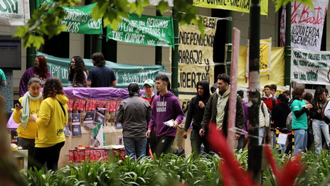 Una facultad de la UNLP dispuso una zona de veda para evitar el acoso electoral