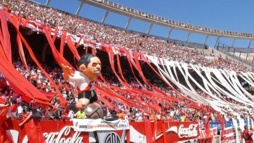 Estudiantes y River jugarán con público visitante la próxima fecha de la Superliga