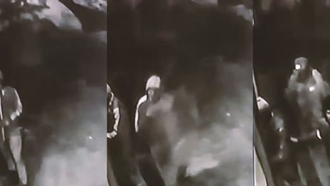 VIDEO: ladrones en bicicleta buscaron entrar a una casa de La Loma a las 3 de la madrugada