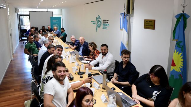 provincia se reune con los estatales para avanzar con una oferta