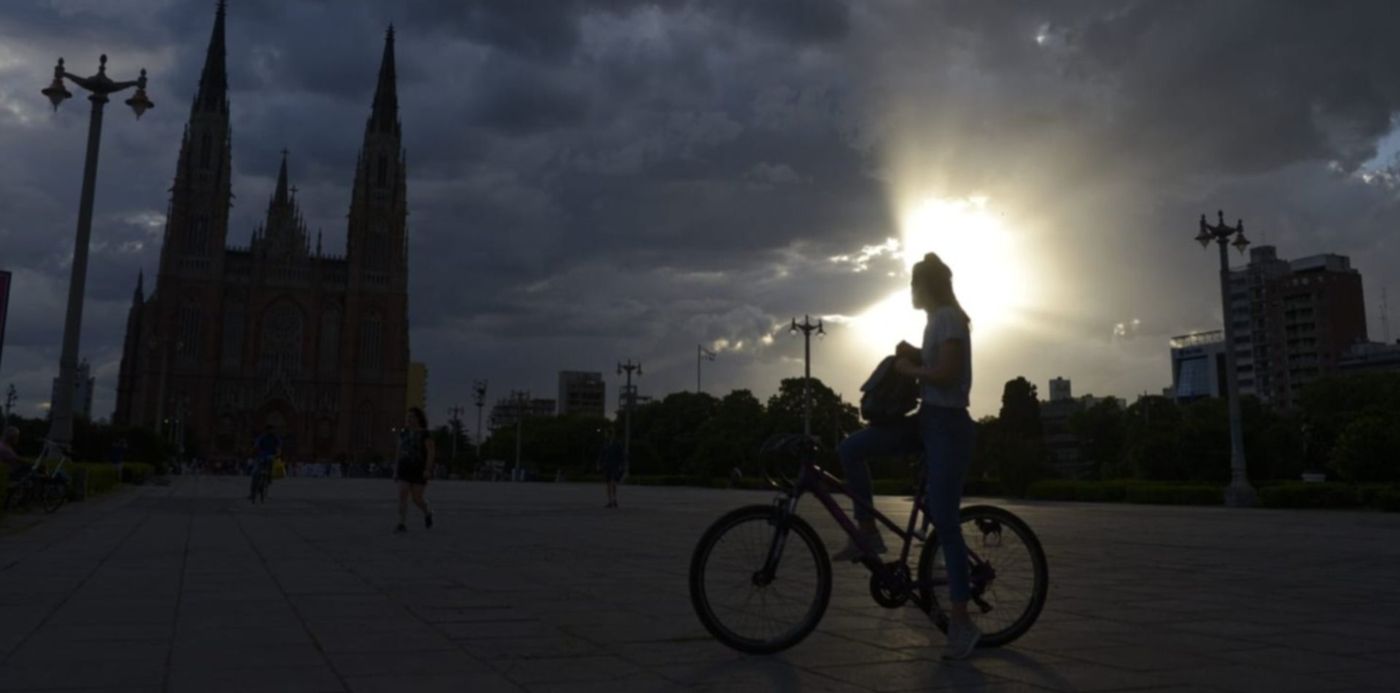 1636407729612.jpeg?x=27&y=221&width=1460&height=730&rotate=0&scaleX=1&scaleY=1&ow=1500&oh=1001&&cw=1920&ch=950