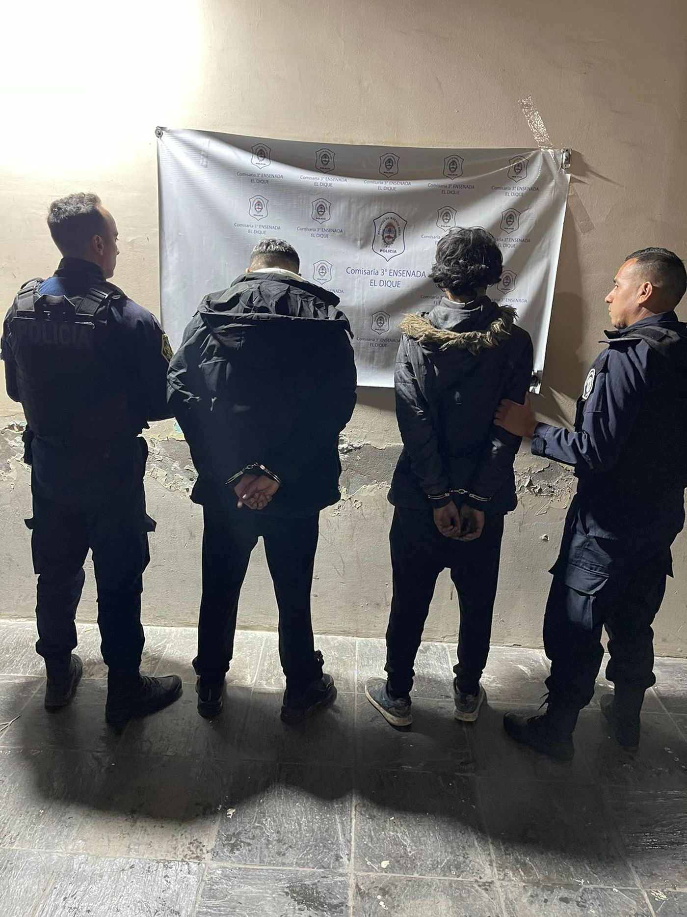 Los aprehendidos fueron derivados a la comisaría Tercera de El Dique