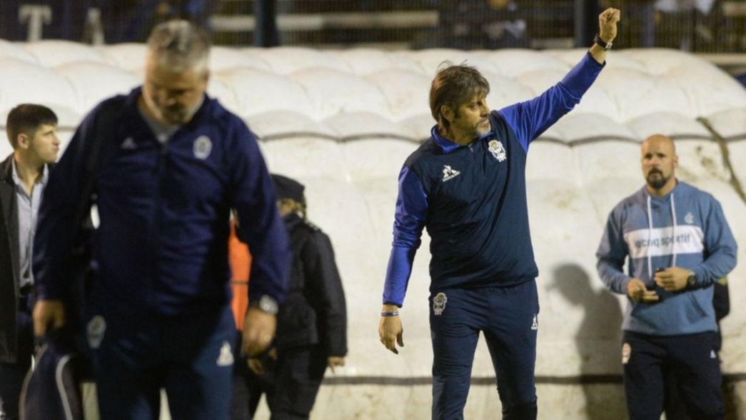 Marco Torsiglieri llega a Gimnasia y también se acerca otro marcador central para el Indio