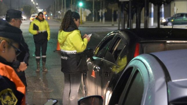mas de la mitad de los autos y motos inspeccionados en la plata estaban en infraccion