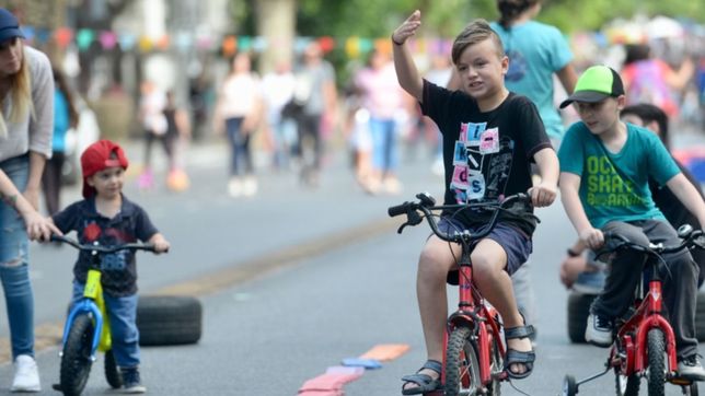 el corredor de las infancias fue una fiesta para los pibes de la plata