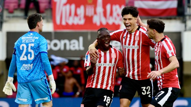 edwuin cetre volvio a convertir en estudiantes y alcanzo una marca particular ante san lorenzo