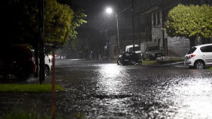 Por las fuertes tormentas en La Plata, la Municipalidad lanzó un alerta amarillo