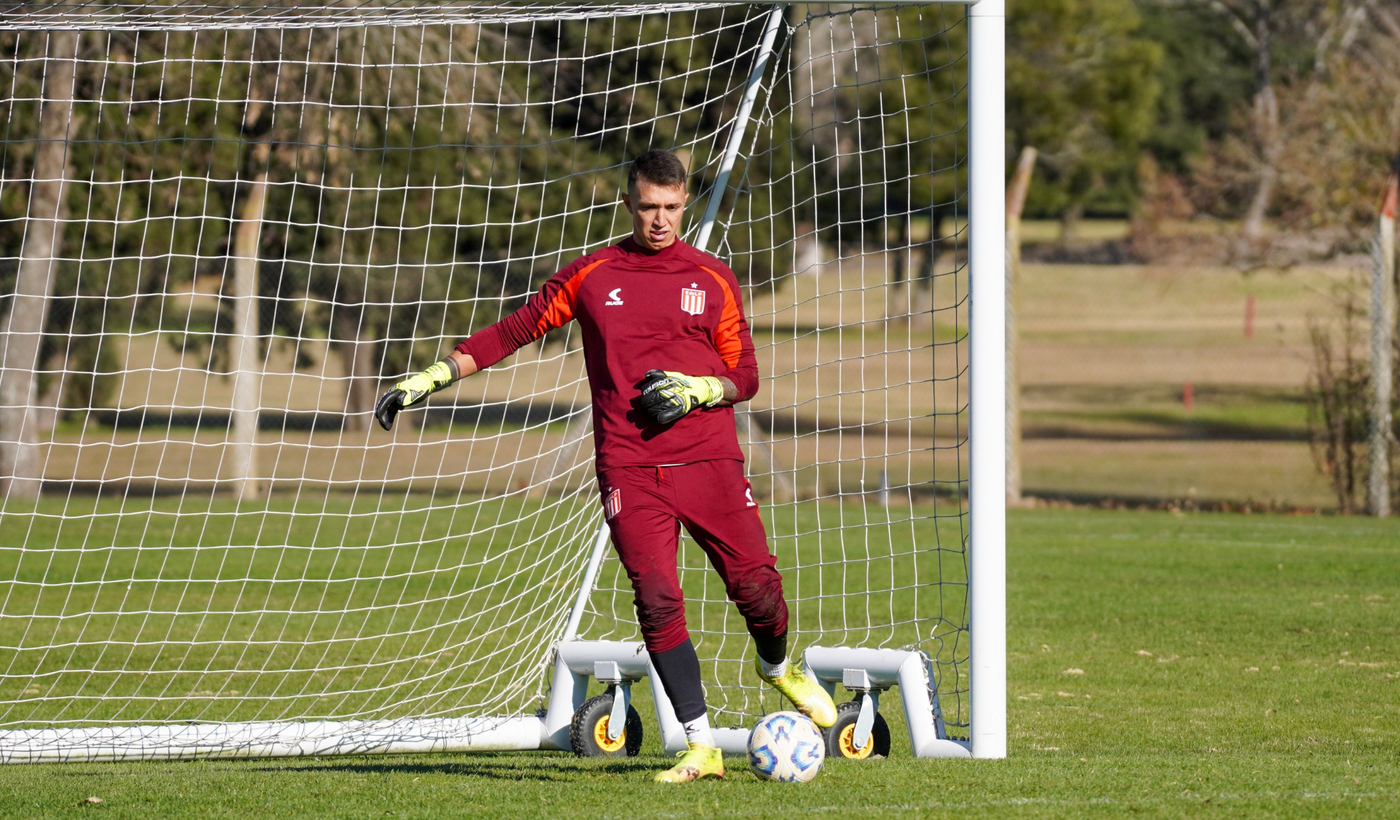 Muslera Estudiantes entrenamiento (2).png