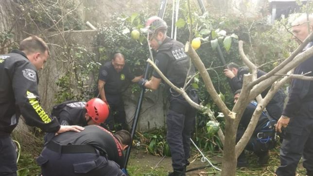 ?la desperte porque estaba dormida?: el relato del bombero que saco a la abuela del pozo ciego