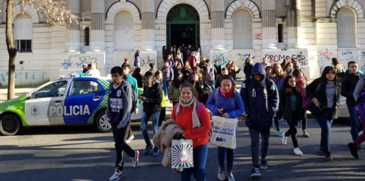 1529327731804.jpeg?rotate=0&scaleX=1&scaleY=1&ow=1280&oh=960&height=629&y=331&width=1258&x=10&&cw=1920&ch=950