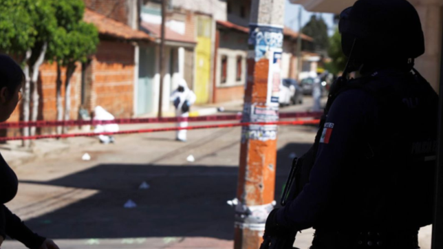 horror en mexico: un grupo armado masacro a 19 personas por una disputa entre carteles