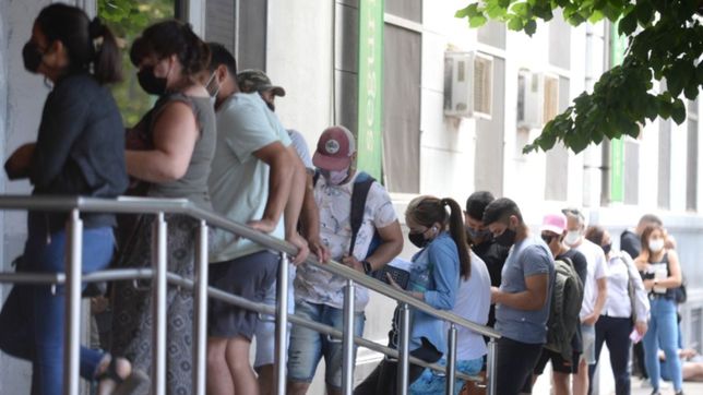 covid-19 en la plata: 8 de cada 10 hisopados dieron positivo en las ultimas 24 horas