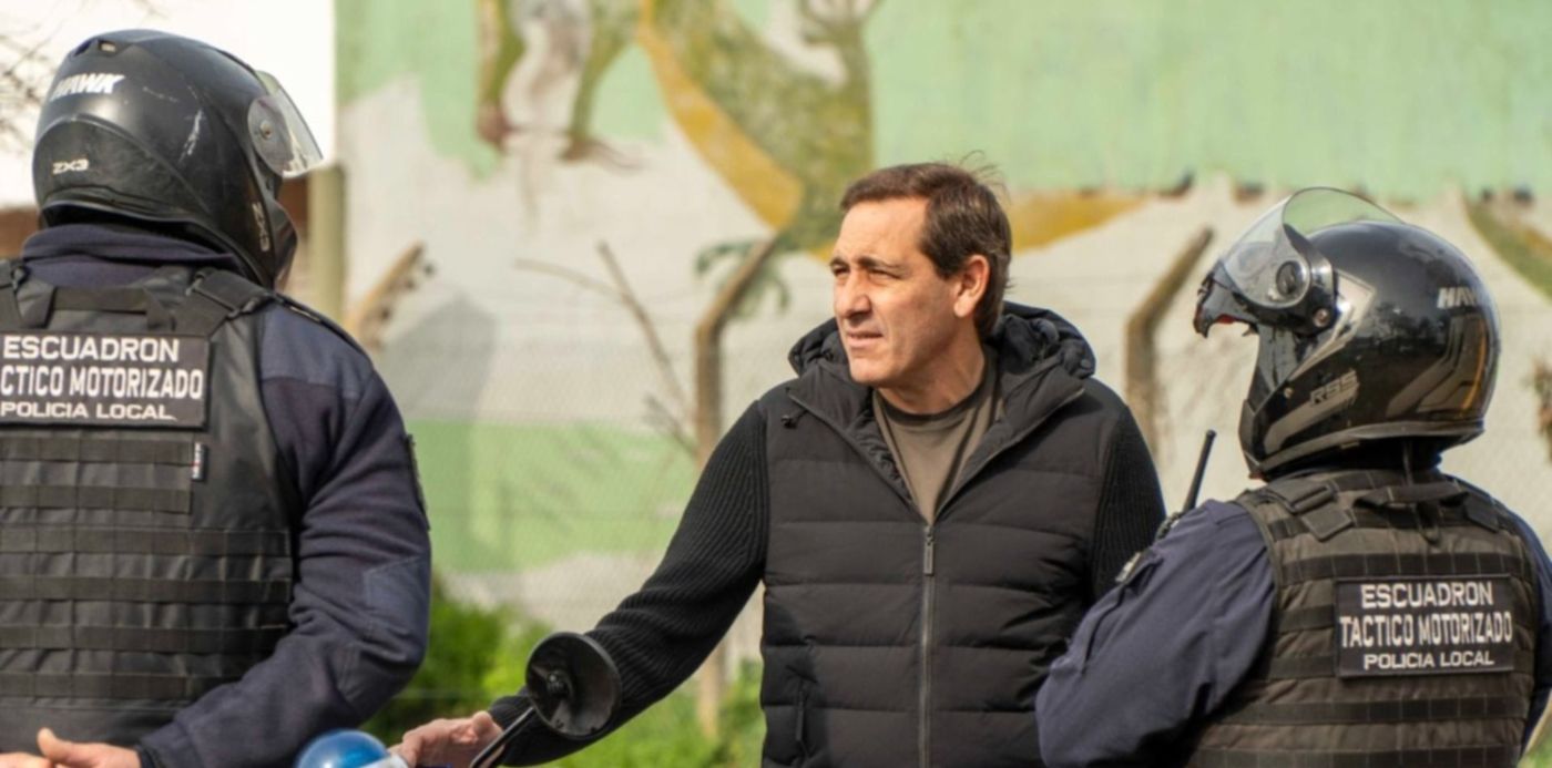 Garro en control de seguridad