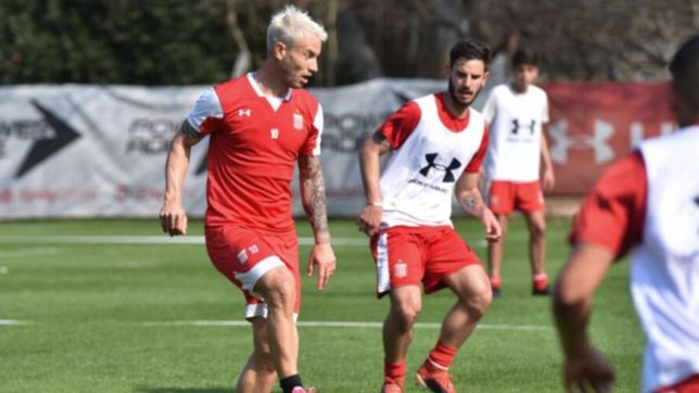 tras una dura autocritica, estudiantes apunta todos los canones a velez