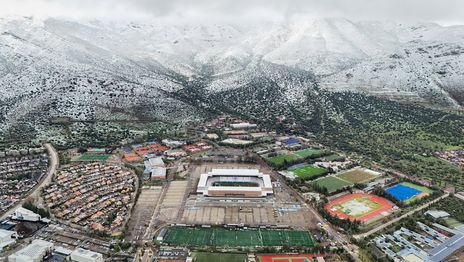 La precordillera de Los Andes será testigo de la visita de Estudiantes al Estadio Claro Arena La precordillera de Los Andes será testigo de la visita de Estudiantes al Estadio Claro Arena