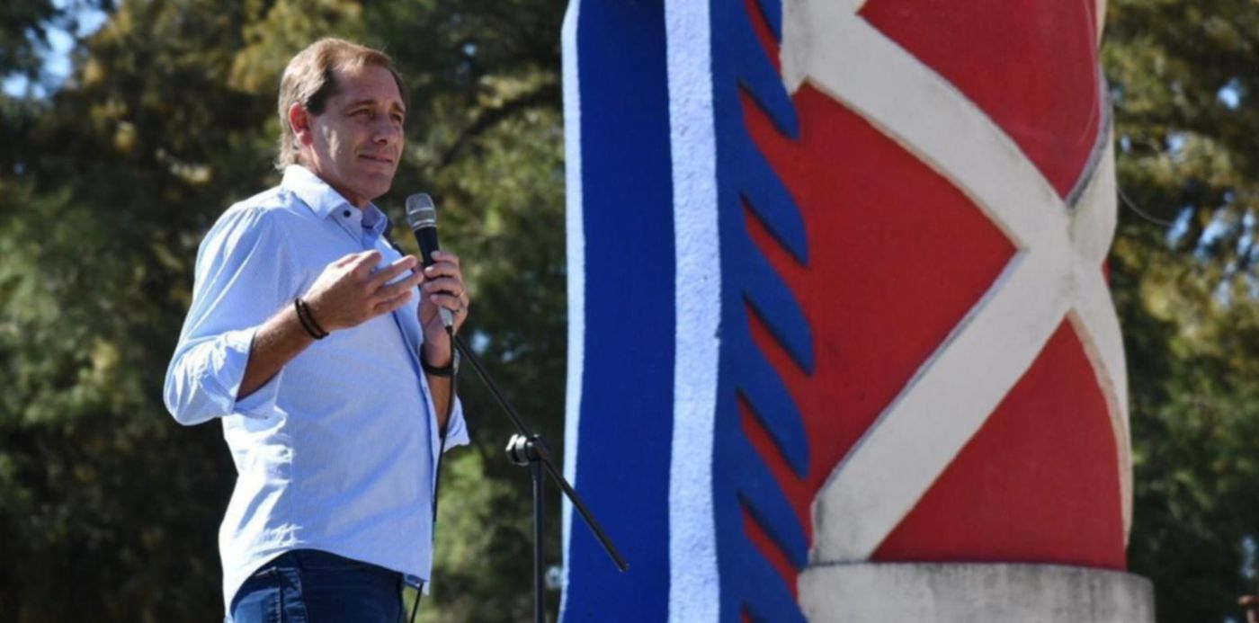 Reunión de gabinete ampliado de Garro en la República de los NIños