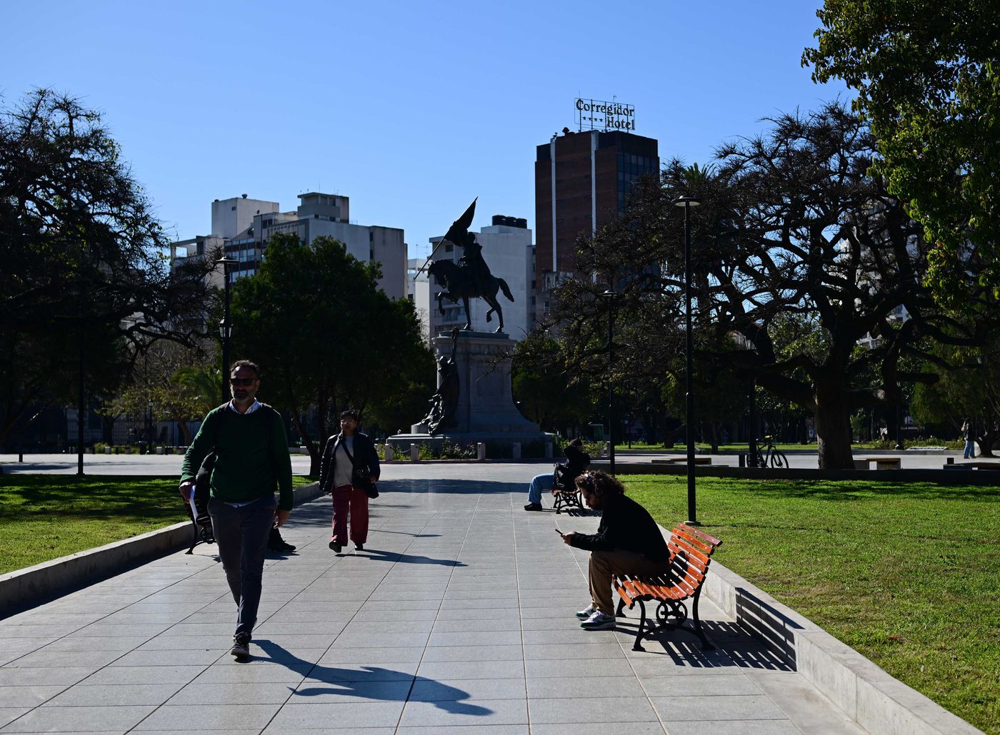 Plaza San Martín Soleado
