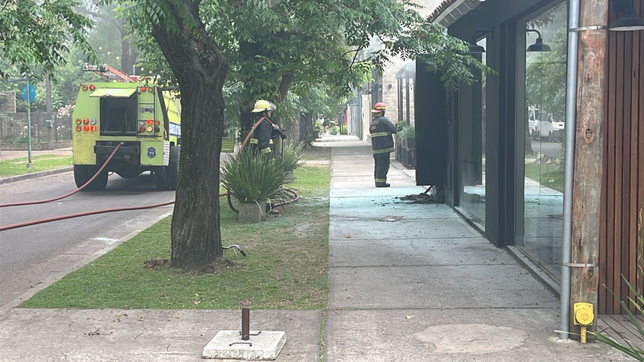susto en pleno centro de city bell por un principio de incendio en cafe martinez