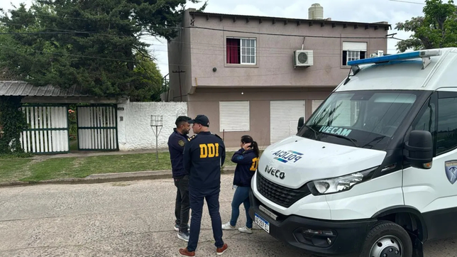 se entregaron dos acusados por el brutal crimen de un jubilado ocurrido el ano pasado en san carlos