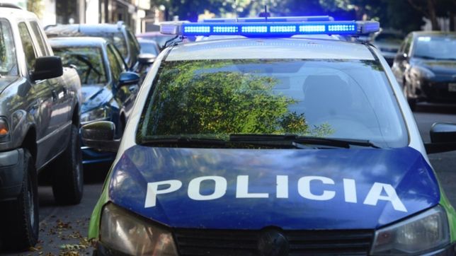 golpeo a su pareja, su hermana y su madre y amenazo a su padrastro con un cuchillo