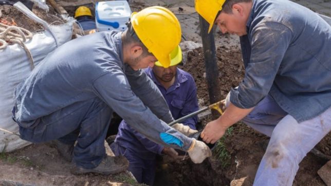 advierten por baja presion de agua en un sector de la plata por obras de absa