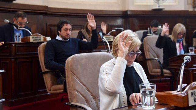 la represion a los astilleros y la eliminacion del fondo sojero calentaron el hcd