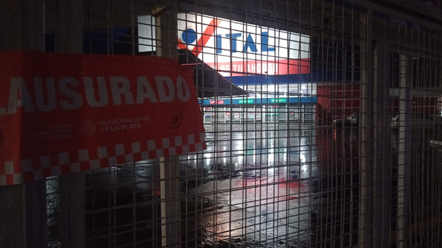 revelan por que clausuraron el hipermercado vital de avenida 520