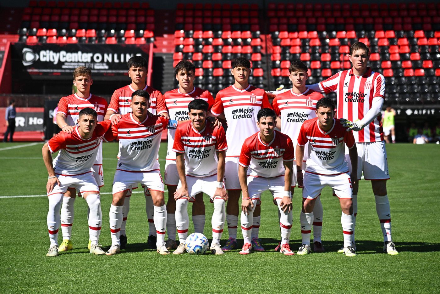 Estudiantes reserva formación