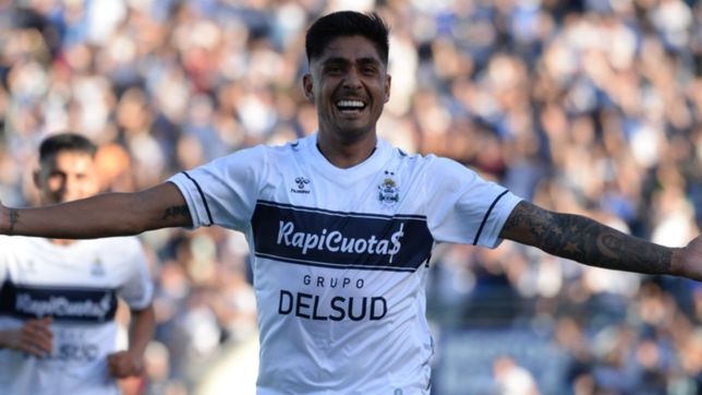 gimnasia le gano a san lorenzo en el bosque sin despeinarse