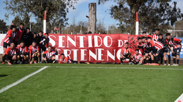un jugador de estudiantes a la seleccion uruguaya un jugador de estudiantes a la seleccion uruguaya