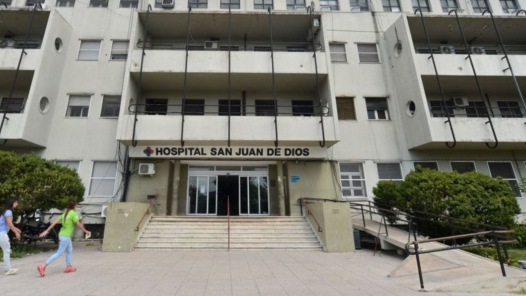 Provincia inauguró obras en los hospitales de La Plata y avanza con otras
